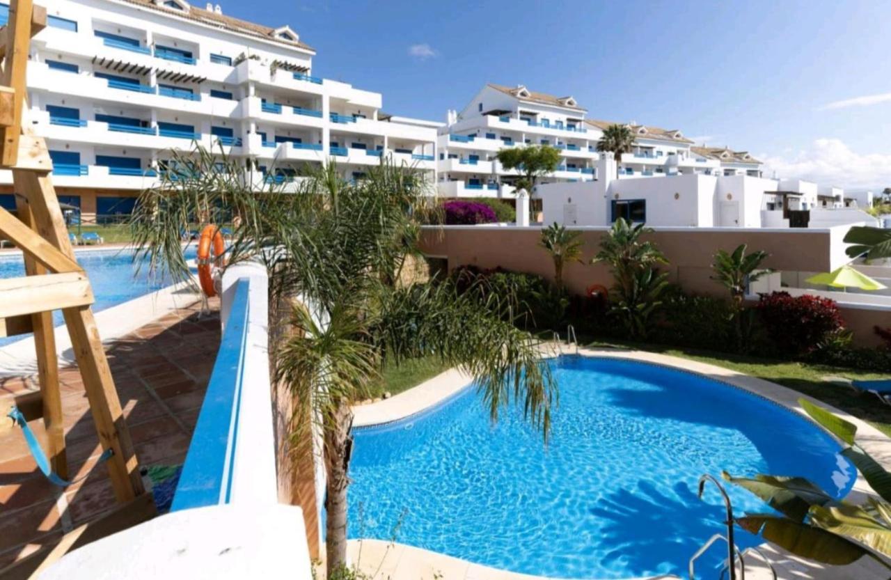 El Hacho Apartment Манилва Екстериор снимка