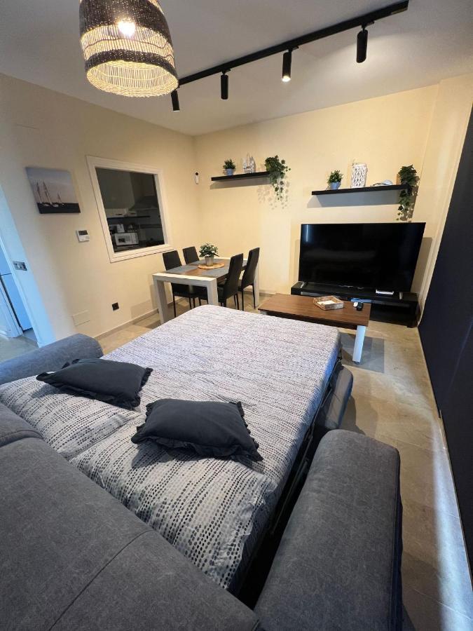 El Hacho Apartment Манилва Екстериор снимка