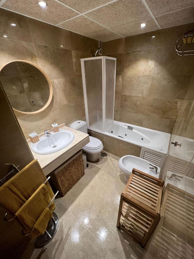 El Hacho Apartment Манилва Екстериор снимка